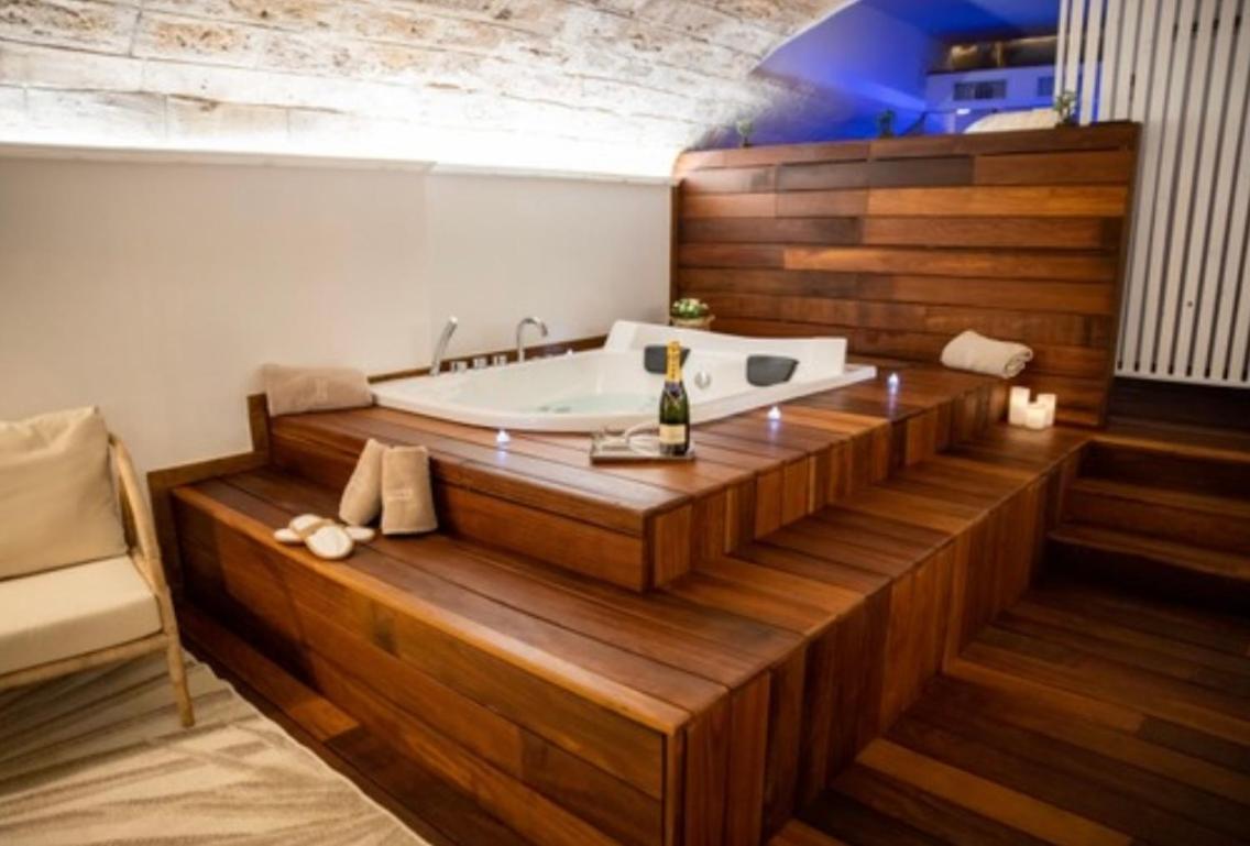 Lc Luxury Apartment Bari Buitenkant foto