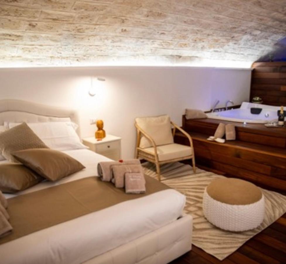 Lc Luxury Apartment Bari Buitenkant foto