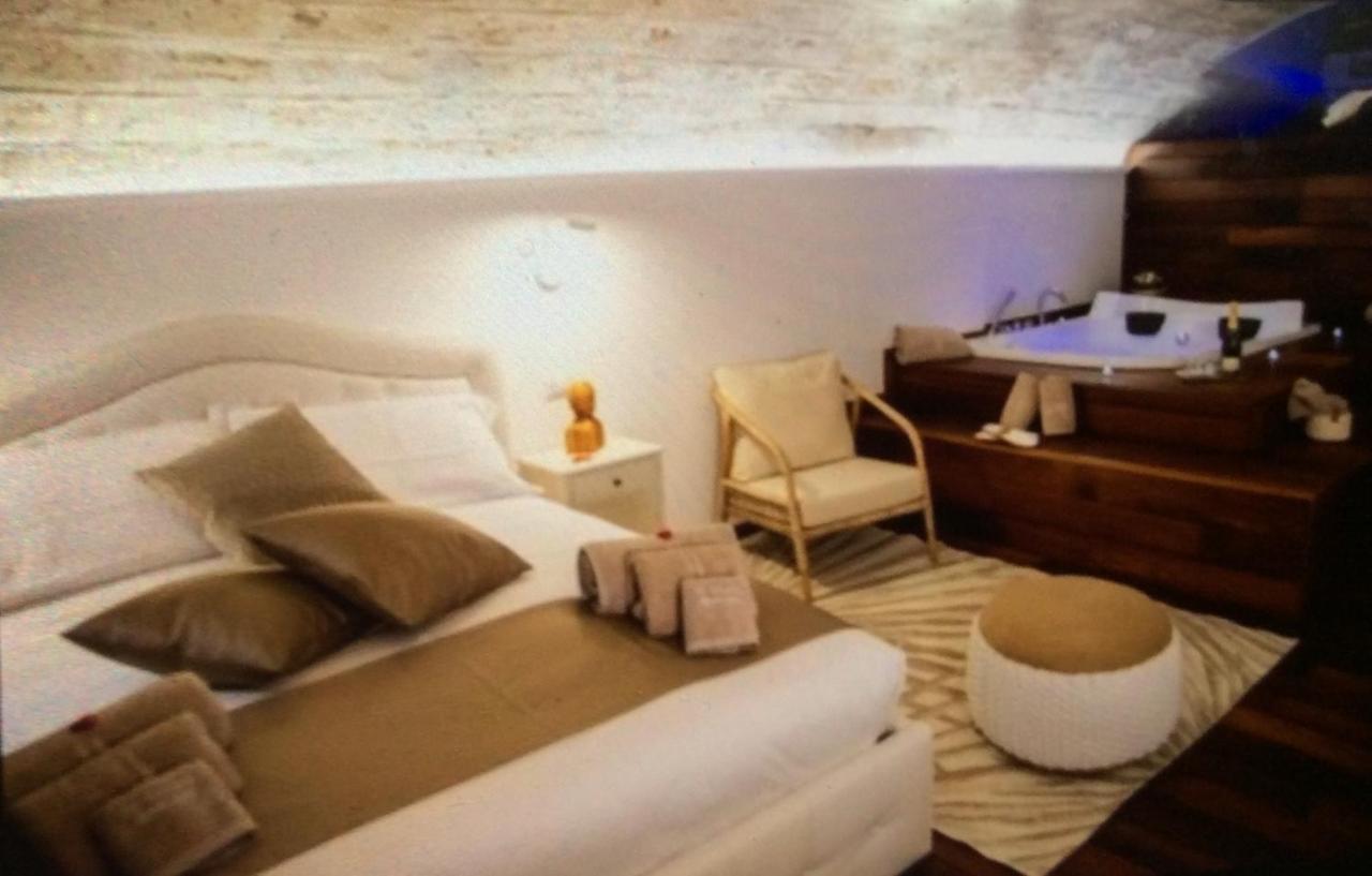 Lc Luxury Apartment Bari Buitenkant foto