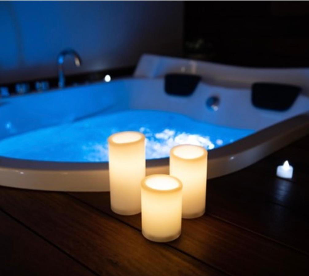 Lc Luxury Apartment Bari Buitenkant foto